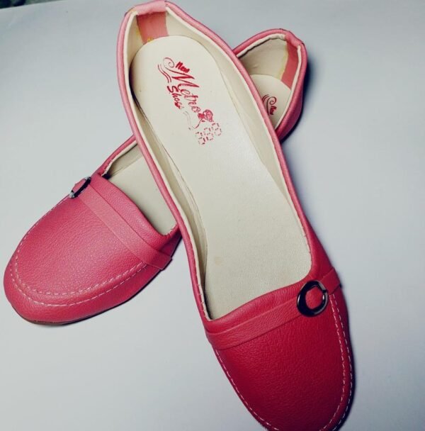 Women's Round Skin Pumps - Image 4